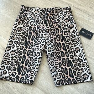 Onzie leopard bike shorts size M/L